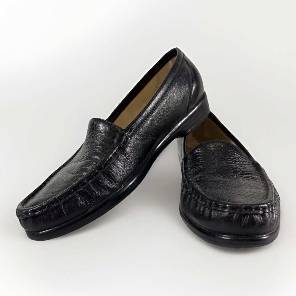 SAS Simplify Black Leather Loafers Womens Size 7.5 S Slim Narrow Slip On Comfort